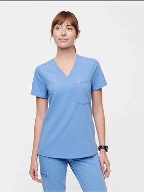Figs Women's V-Neck Scrub Top in Light Blue